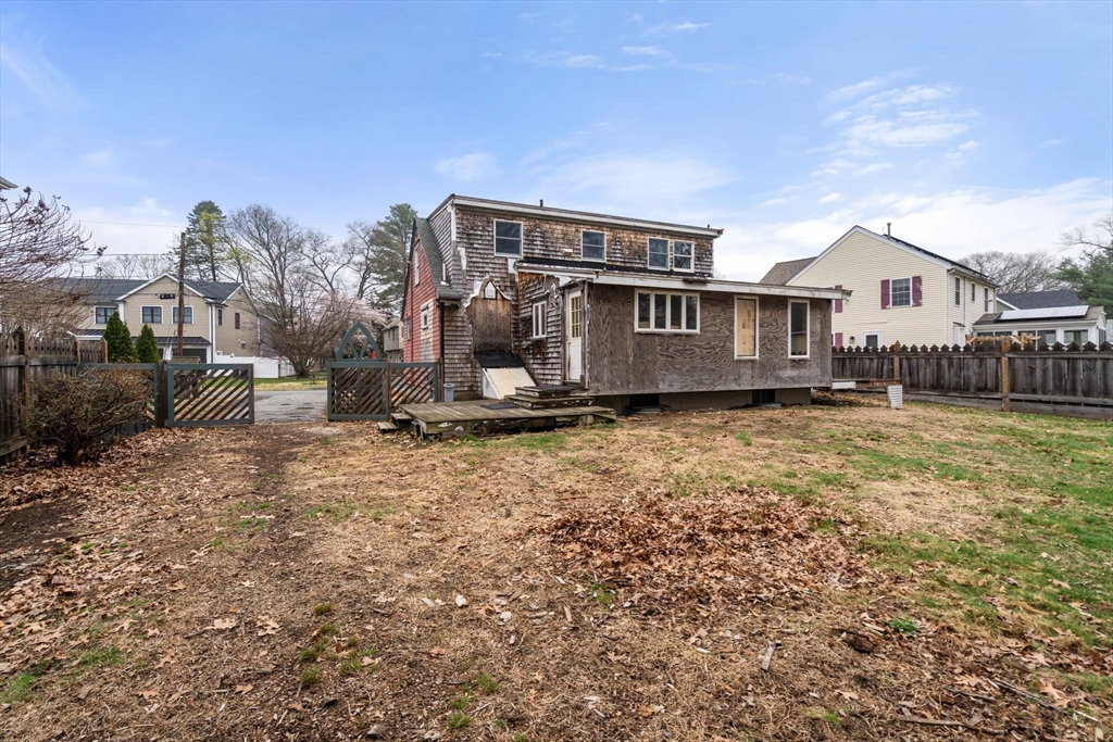 32 Longfellow Road Natick, MA 01760 - Photo 5 of 24