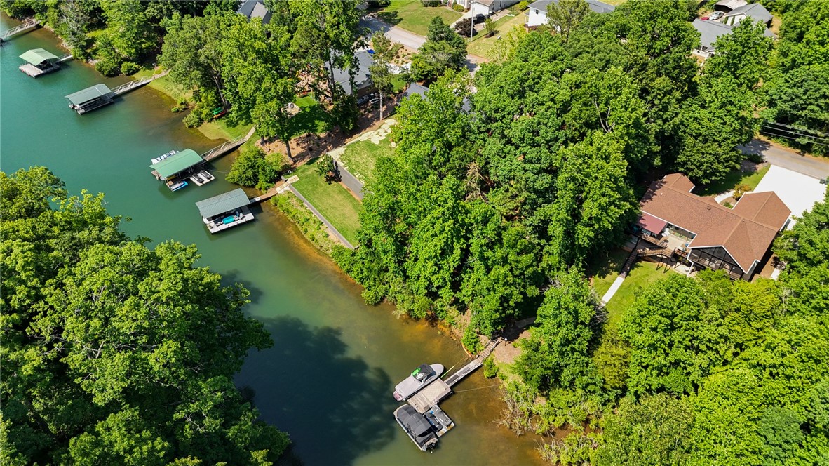 322 Shorecrest Drive Seneca, SC 29672 - Photo 29 of 30 This tranquil waterfront retreat offers a private dock with immediate water access.