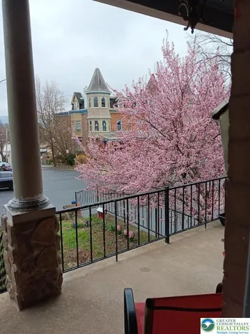 a view of a entryway