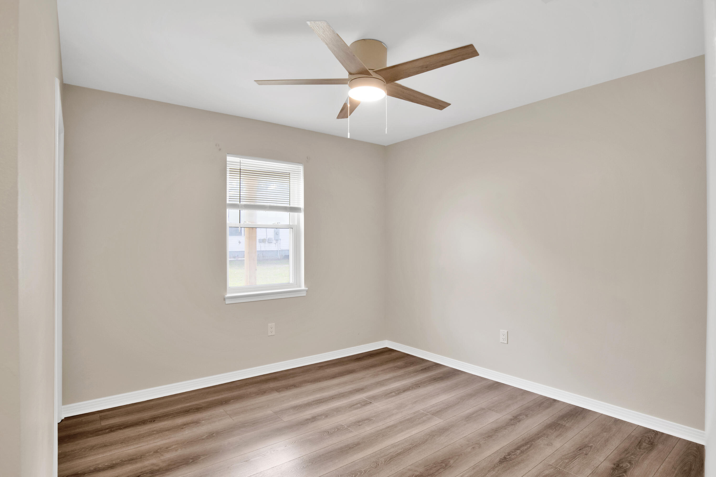 5621 Galvez Road Pensacola, FL 32507 - Photo 20 of 31