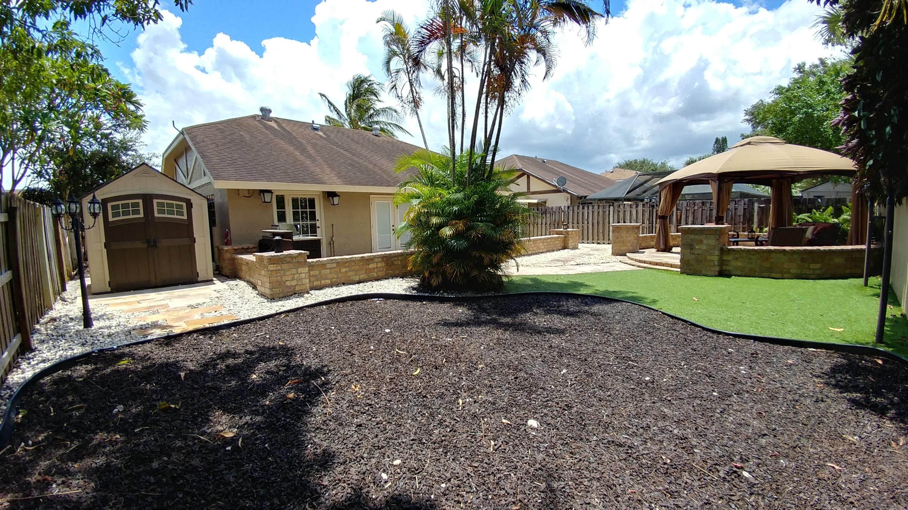 10622 Boca Entrada Boulevard Boca Raton, FL 33428 - Photo 19 of 22 Backyardview