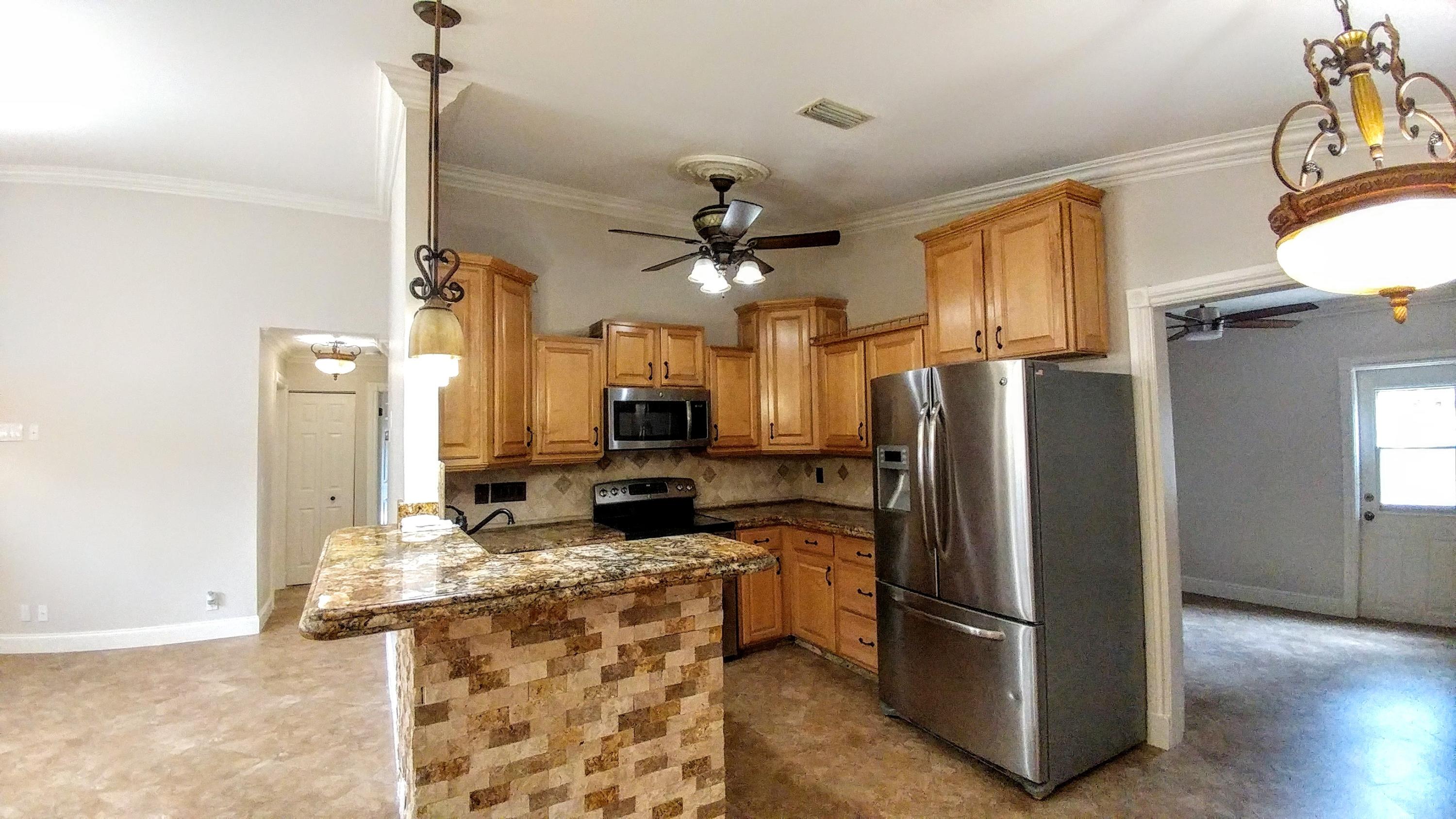 10622 Boca Entrada Boulevard Boca Raton, FL 33428 - Photo 6 of 22 Kitchen