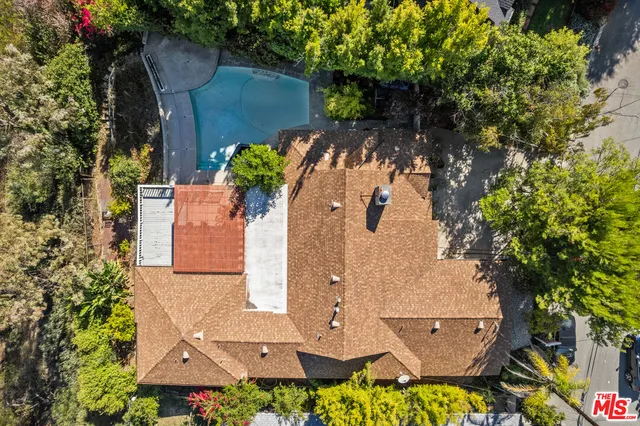 a picture of floor plan