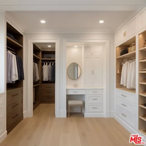 a view of walk in closet