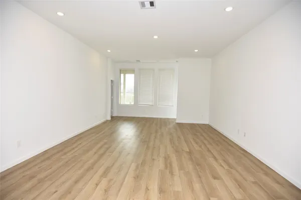 an empty room with closet