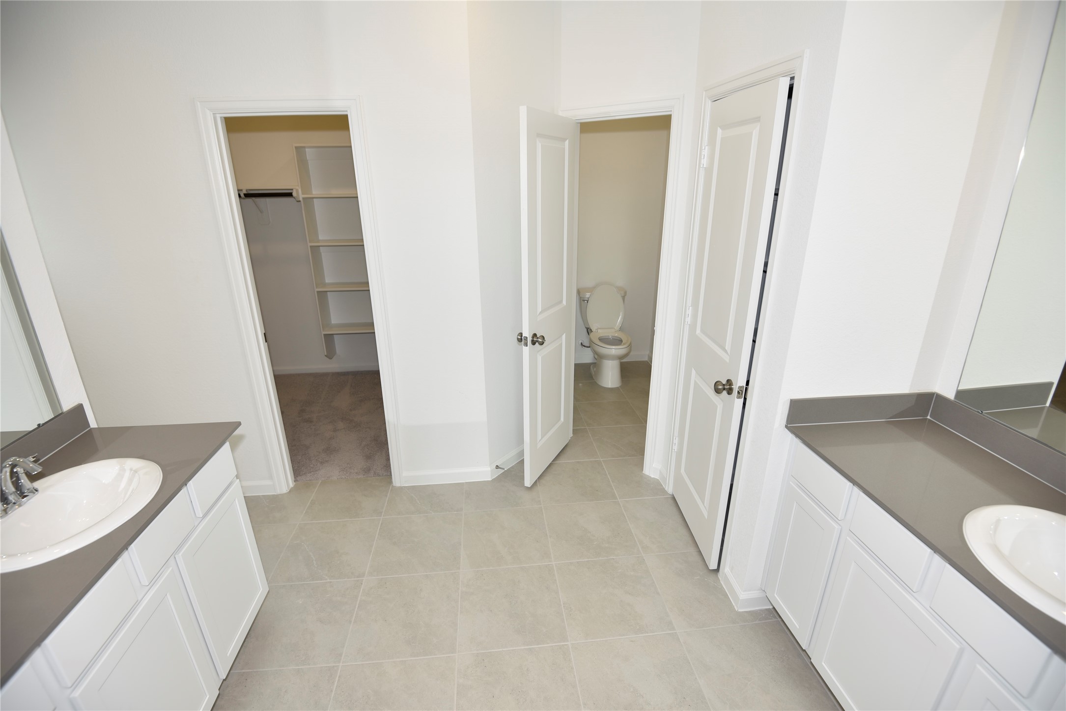 15524 Leopard Lily Lane Conroe, TX 77302 - Photo 39 of 47 a bathroom with a sink and a tub