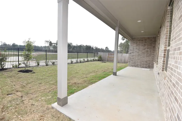 a house view with a outdoor space