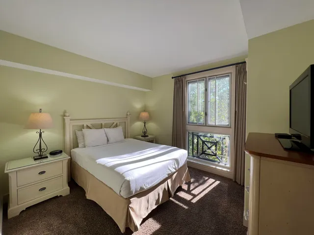 $2,500 | 9100 Baytowne Wharf Boulevard, Unit 350, Miramar Beach, FL 32550