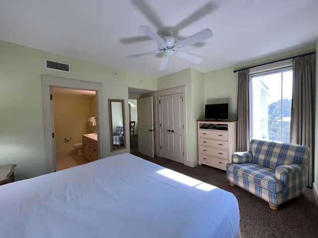 $2,500 | 9100 Baytowne Wharf Boulevard, Unit 350, Miramar Beach, FL 32550