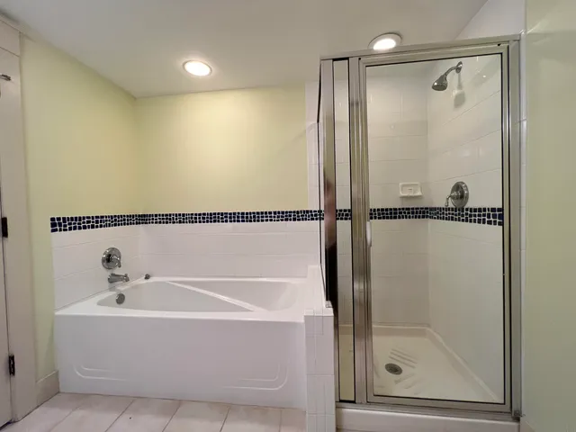 $2,500 | 9100 Baytowne Wharf Boulevard, Unit 350, Miramar Beach, FL 32550