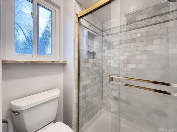 $3,350 | 814 South Nelson Way, Lakewood, CO 80226