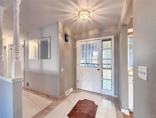 $3,350 | 814 South Nelson Way, Lakewood, CO 80226