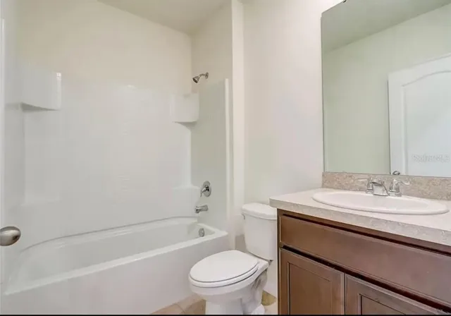 $2,100 | 292 Sofia Ln Lake, Lake Alfred, FL 33850