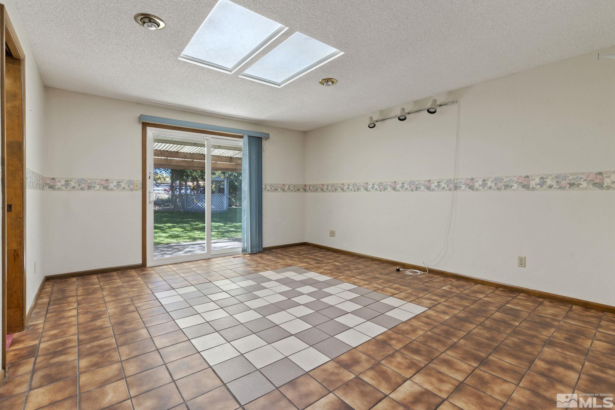 405 Foothill Road Reno, NV 89511 - Photo 26 of 40 Photo 26