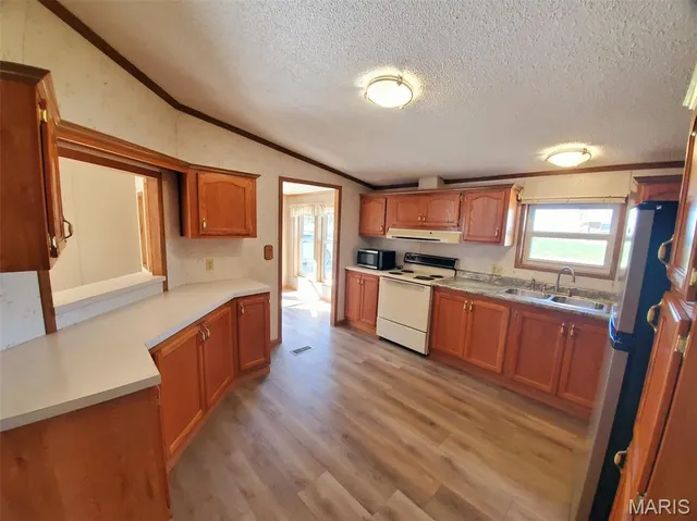 $196,500 | 1093 North Cleveland Street, Kahoka, MO 63445