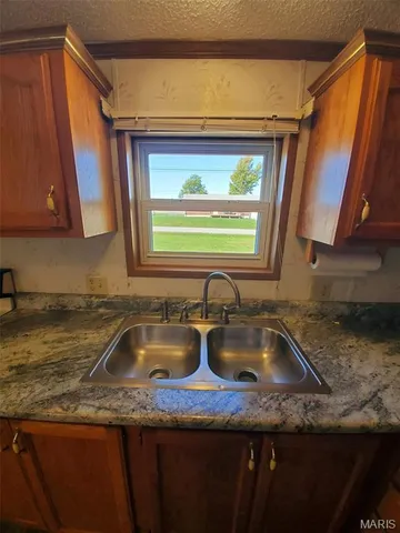 $196,500 | 1093 North Cleveland Street, Kahoka, MO 63445