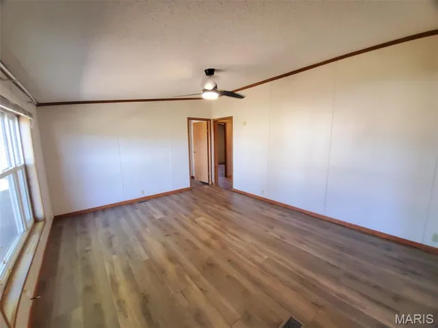 $196,500 | 1093 North Cleveland Street, Kahoka, MO 63445