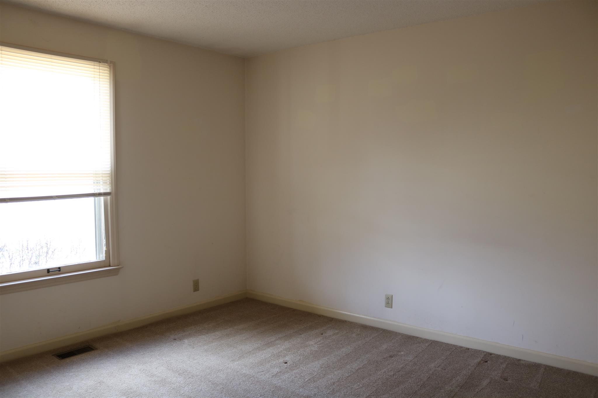 2306 Sulphur Springs Road Murfreesboro, TN 37129 - Photo 9 of 13 All bedrooms have great natural light and big closets!
