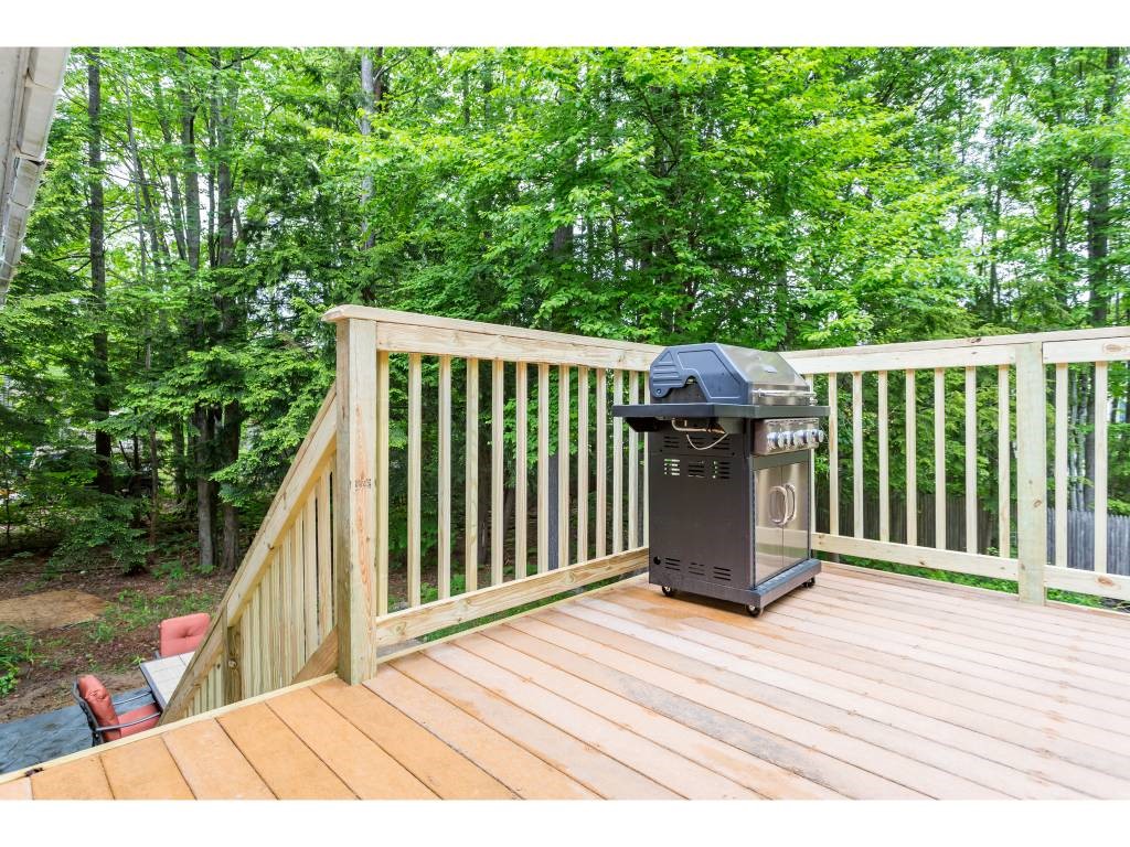 56 Ledgeview Drive Rochester, NH 03839 - Photo 33 of 36