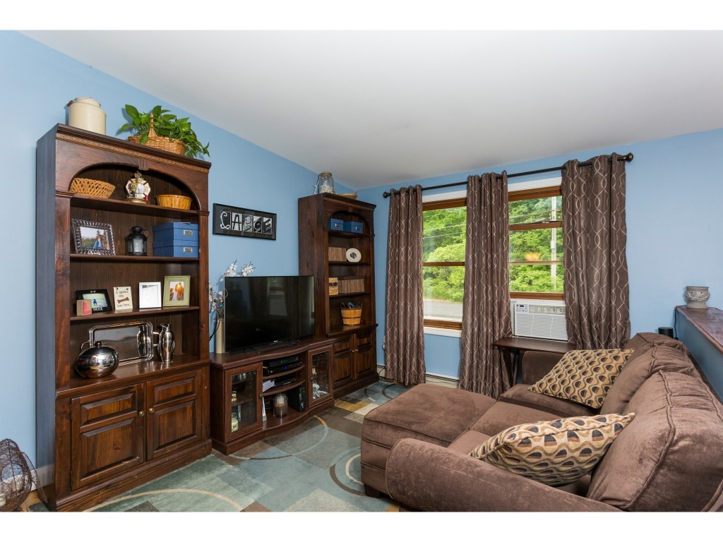 56 Ledgeview Drive Rochester, NH 03839 - Photo 10 of 36