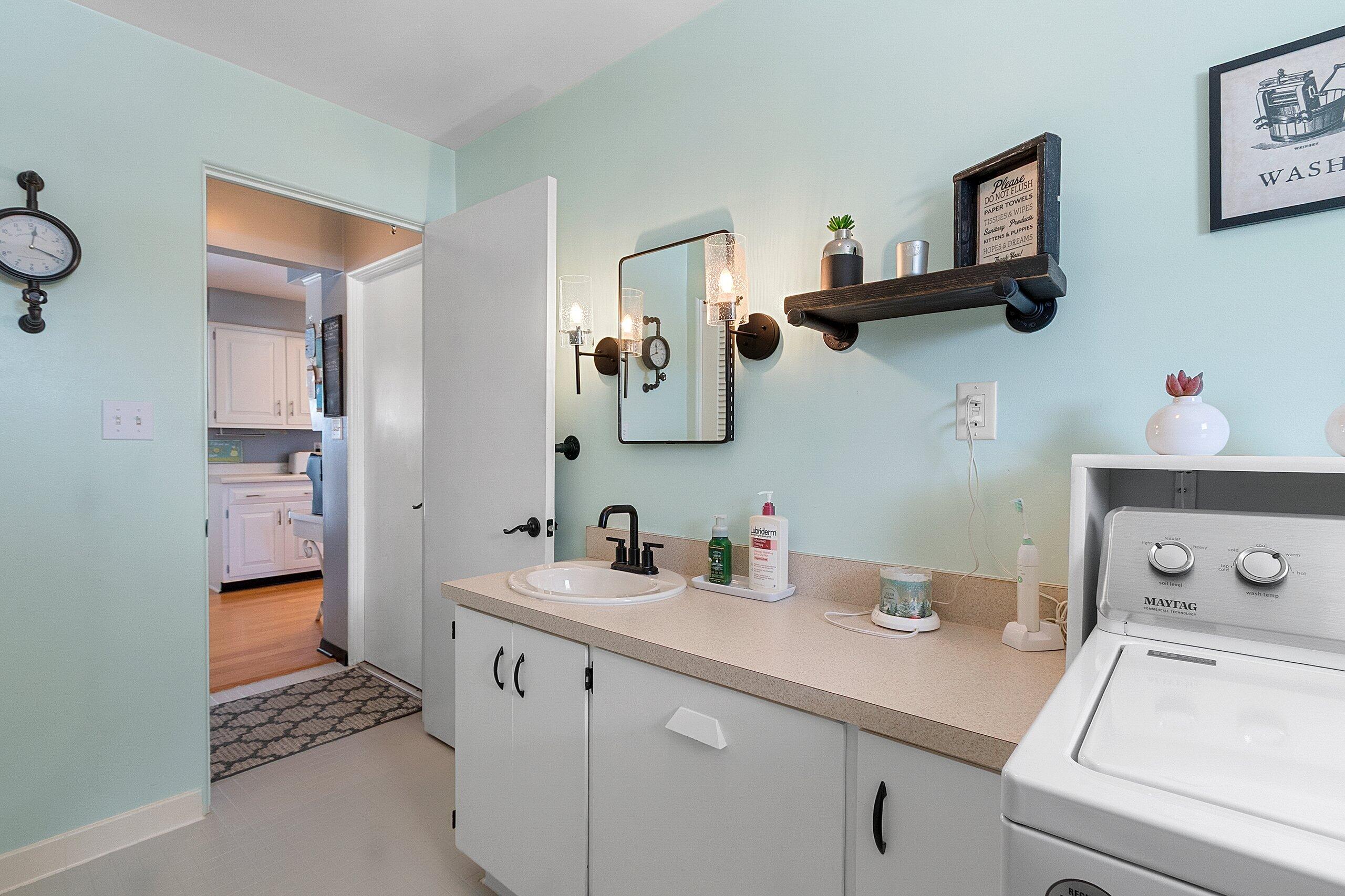 2224 Markham Street Manitowoc, WI 54220 - Photo 31 of 45 150023.JPG-SMALL