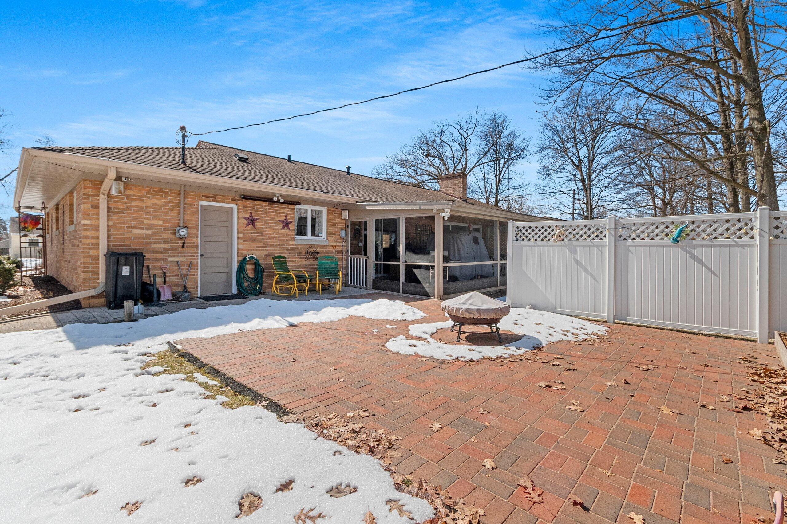 2224 Markham Street Manitowoc, WI 54220 - Photo 42 of 45 150063.JPG-SMALL