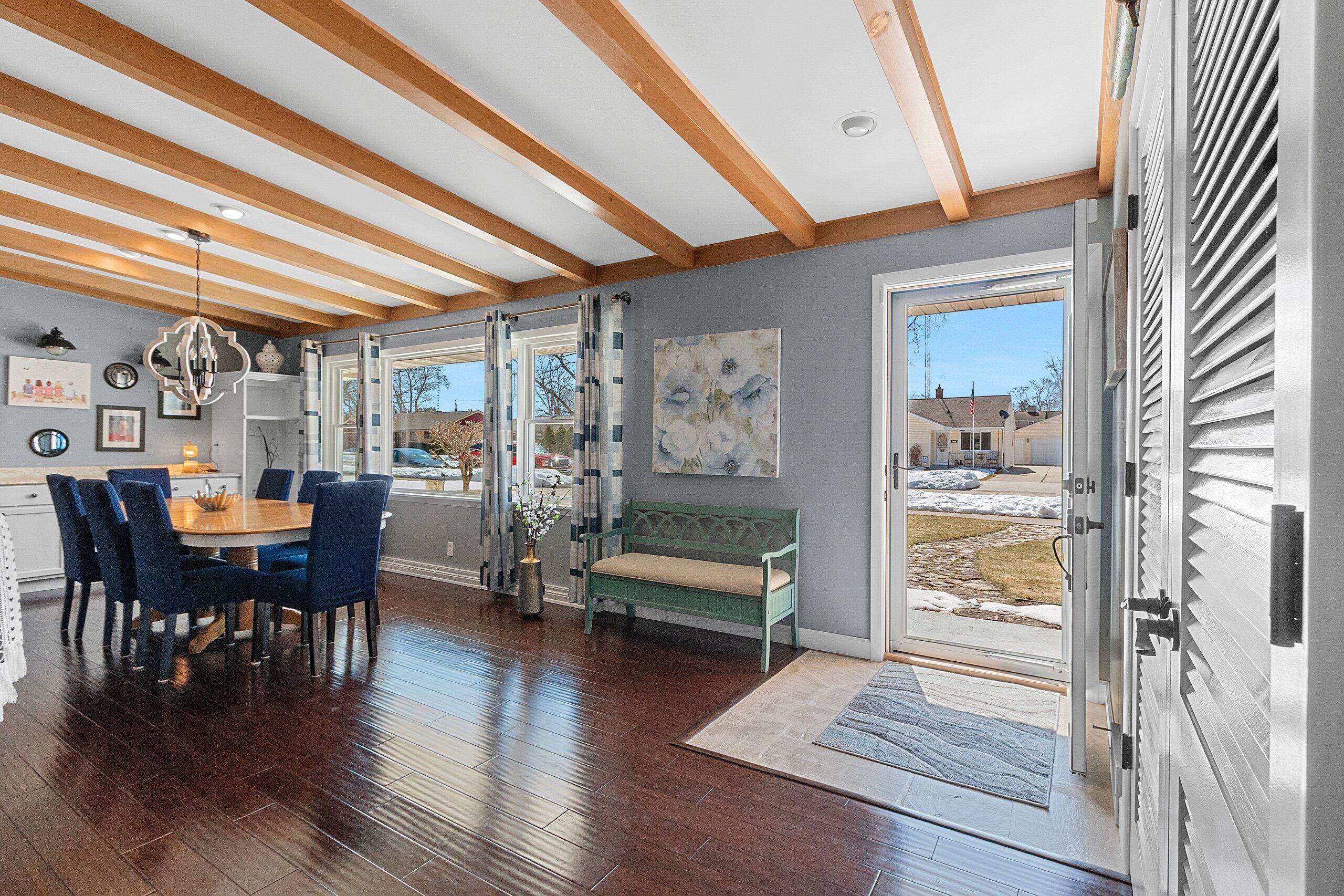 2224 Markham Street Manitowoc, WI 54220 - Photo 7 of 45 149920.JPG-SMALL