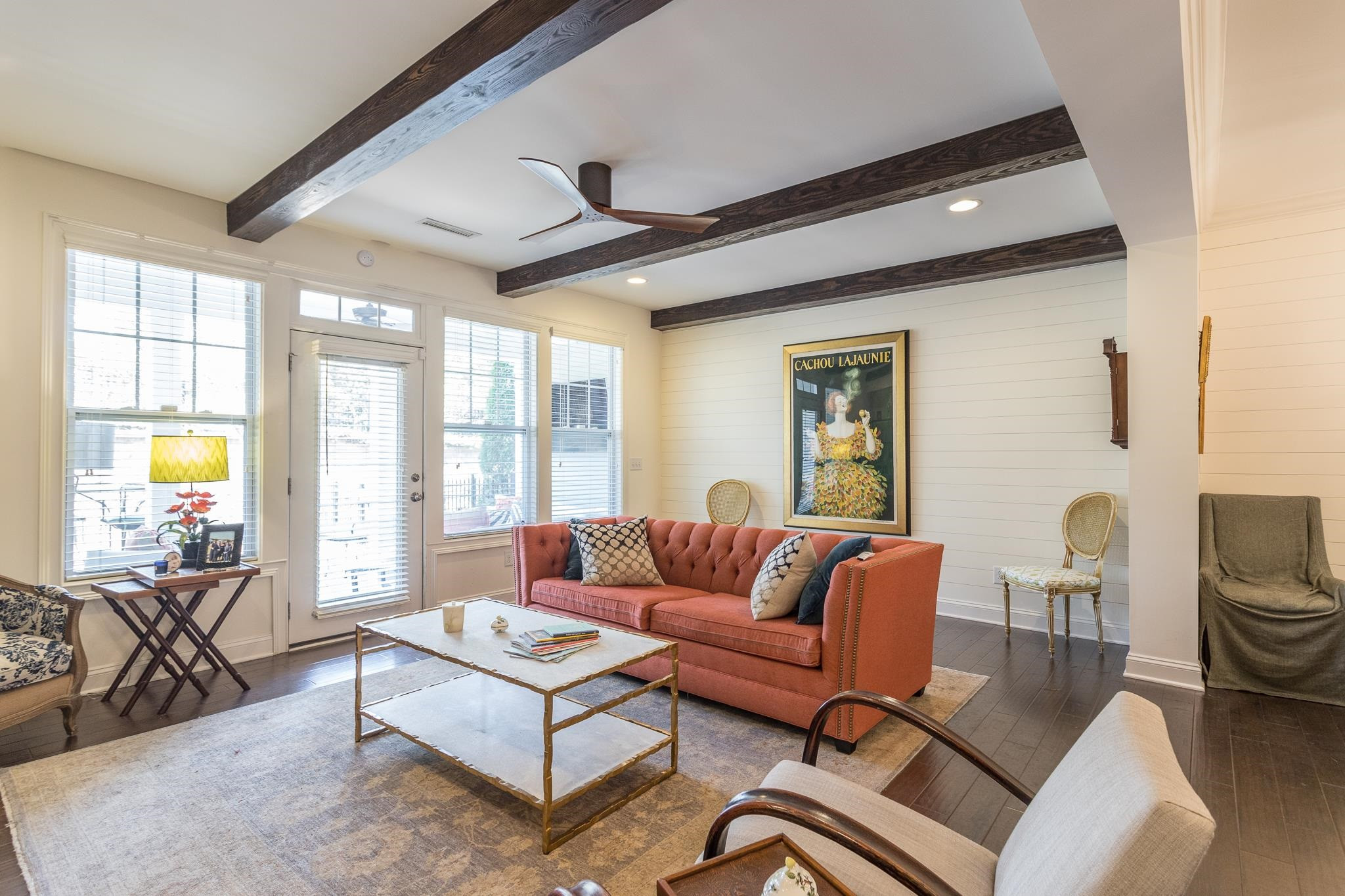 661 Fallon Grove Way Raleigh, NC 27608 - Photo 16 of 39 Great Natural Light