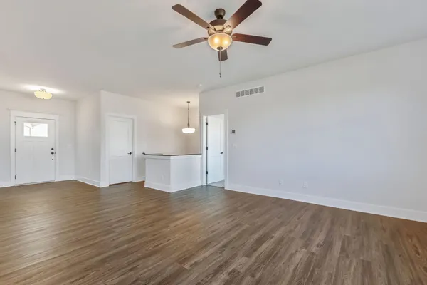 $349,000 | 1230 East Prairie Hill Circle, Park City, KS 67219