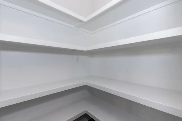 $349,000 | 1230 East Prairie Hill Circle, Park City, KS 67219