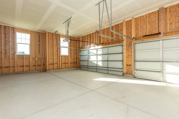 $349,000 | 1230 East Prairie Hill Circle, Park City, KS 67219