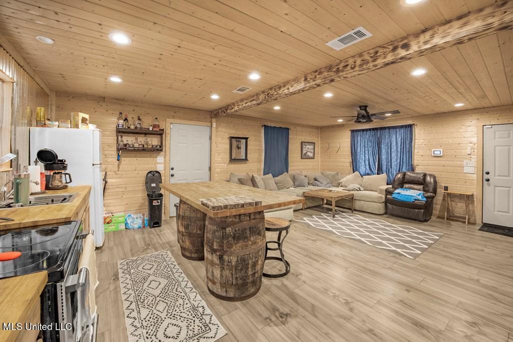 708 East Wayside Road Woodville, MS 39669 - Photo 2 of 45 getimageonline (1)