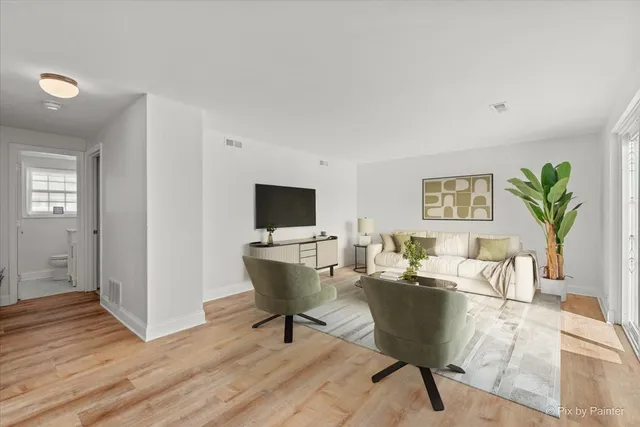 $465,000 | 1309 Radcliffe Lane, Schaumburg, IL 60193