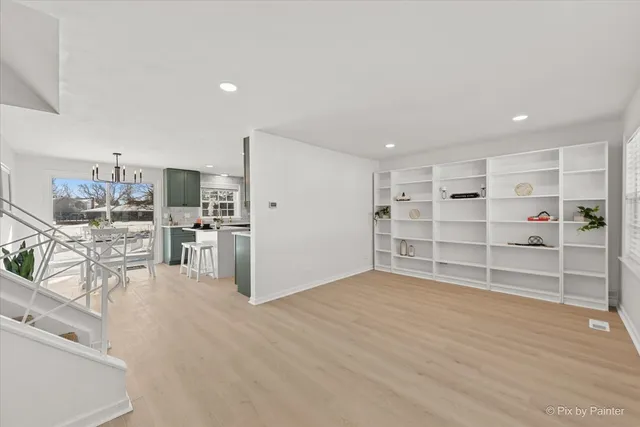 $465,000 | 1309 Radcliffe Lane, Schaumburg, IL 60193