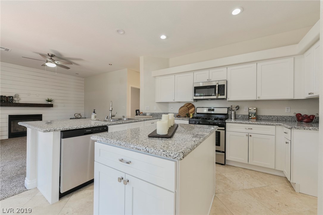 243 Highgate Street Henderson, NV 89074 - Photo 7 of 35 Gallery Image 7