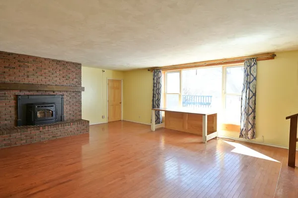 $150,000 | 805 North Street, Houlton, ME 04730