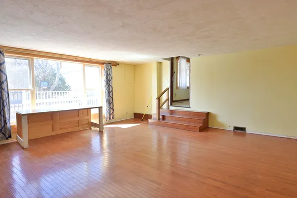 $150,000 | 805 North Street, Houlton, ME 04730