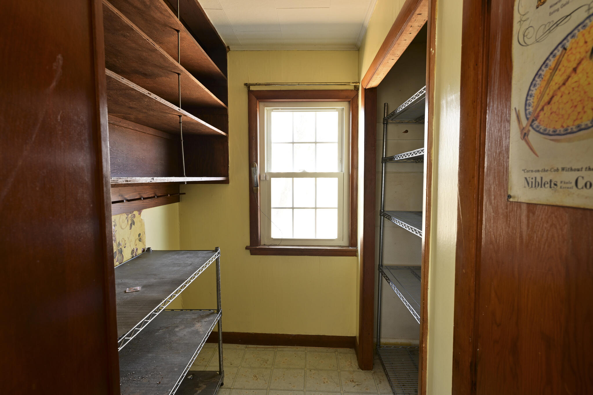 805 North Street Houlton, ME 04730 - Photo 5 of 26 IMG_3024