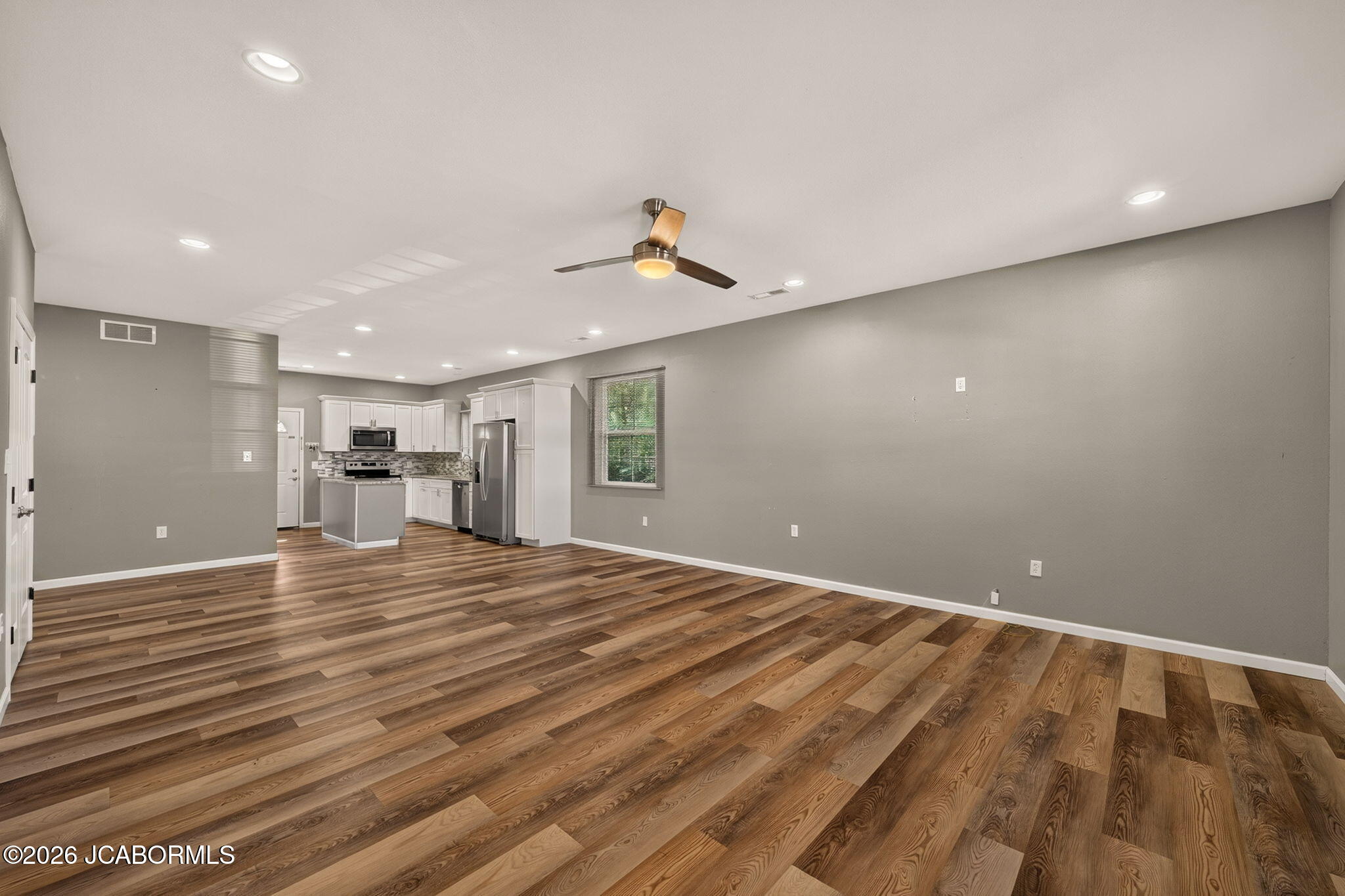 102 South High Street California, MO 65018 - Photo 8 of 43