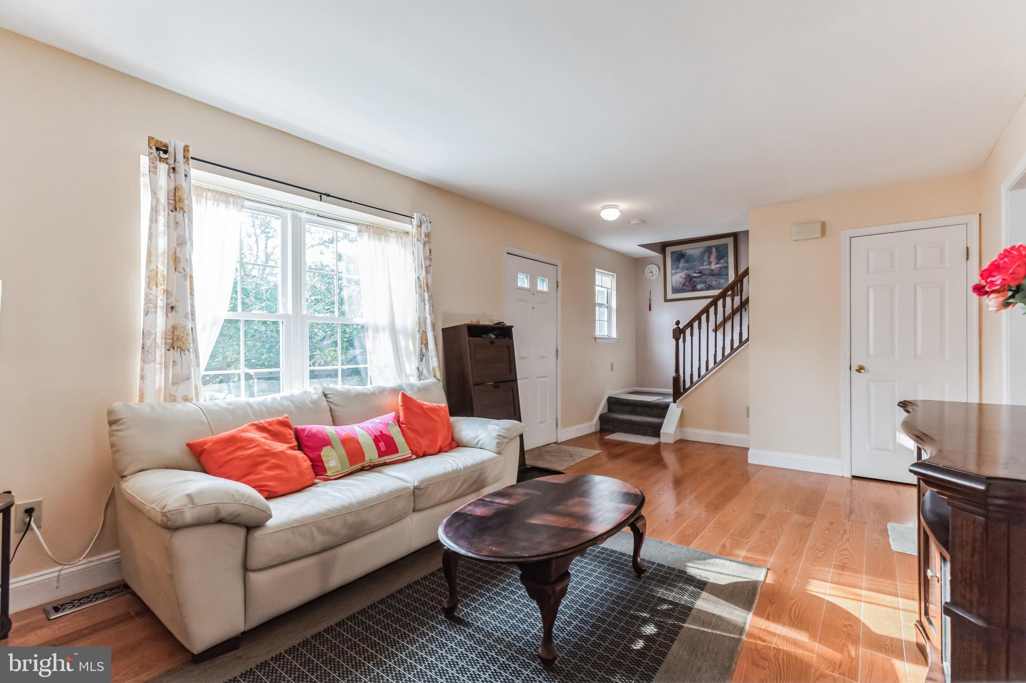 9 Walnut Lane Clementon, NJ 08021 - Photo 4 of 31 Gallery Image 4