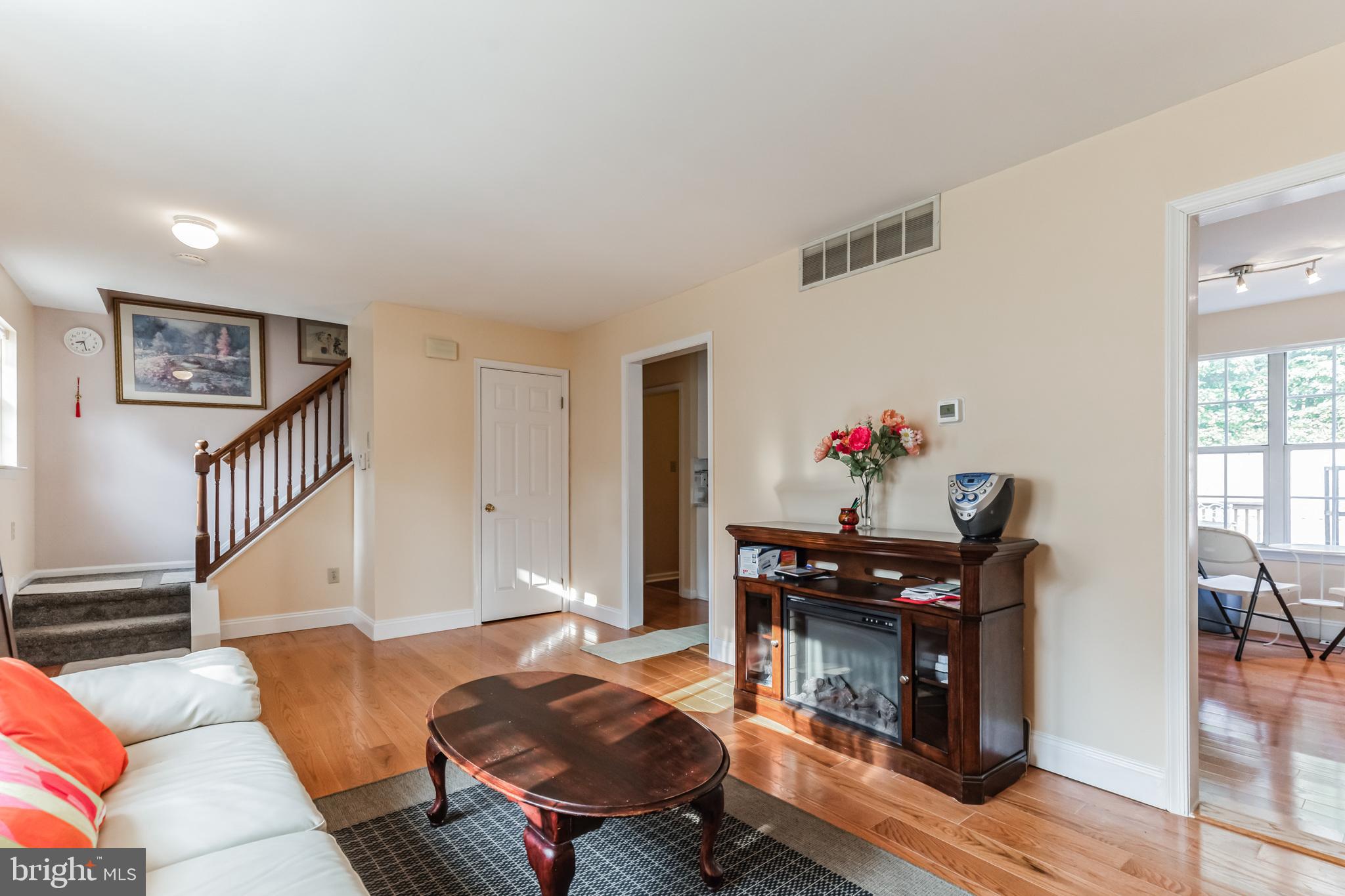 9 Walnut Lane Clementon, NJ 08021 - Photo 6 of 31 Gallery Image 6