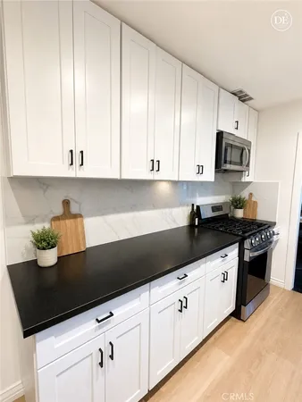 $6,000 | 12612 Martha Street, Valley Village, CA 91607