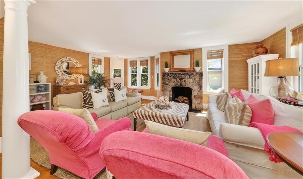 30 Spring Street Hingham, MA 02043 - Photo 15 of 40