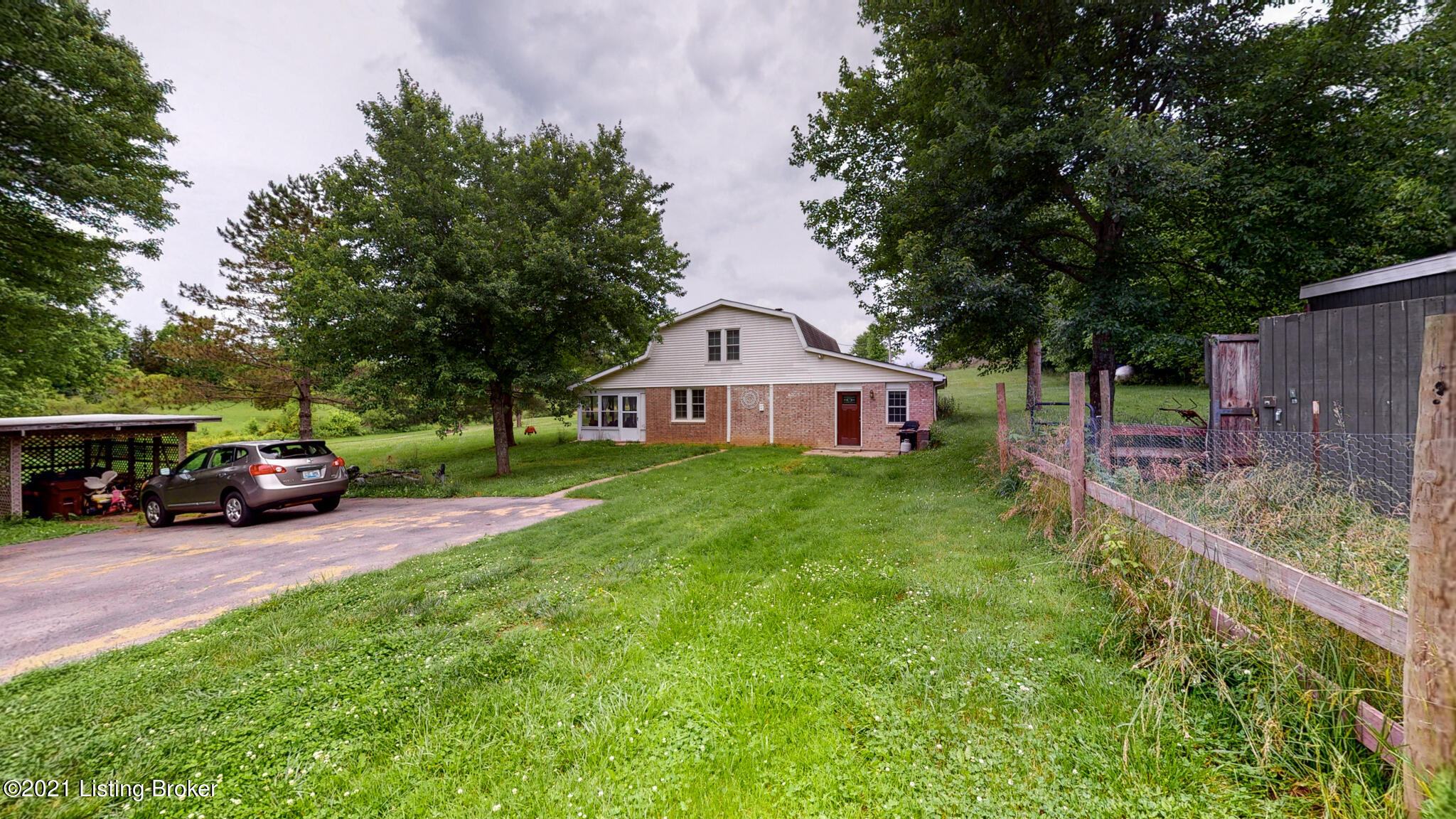 3850 Highgrove Road Coxs Creek, KY 40013 - Photo 29 of 32 View as you drive up to the home.
