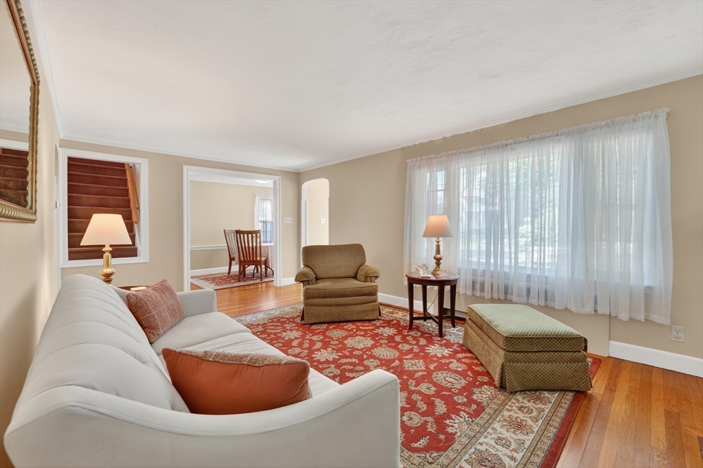 490 Webster Street Needham, MA 02494 - Photo 7 of 37
