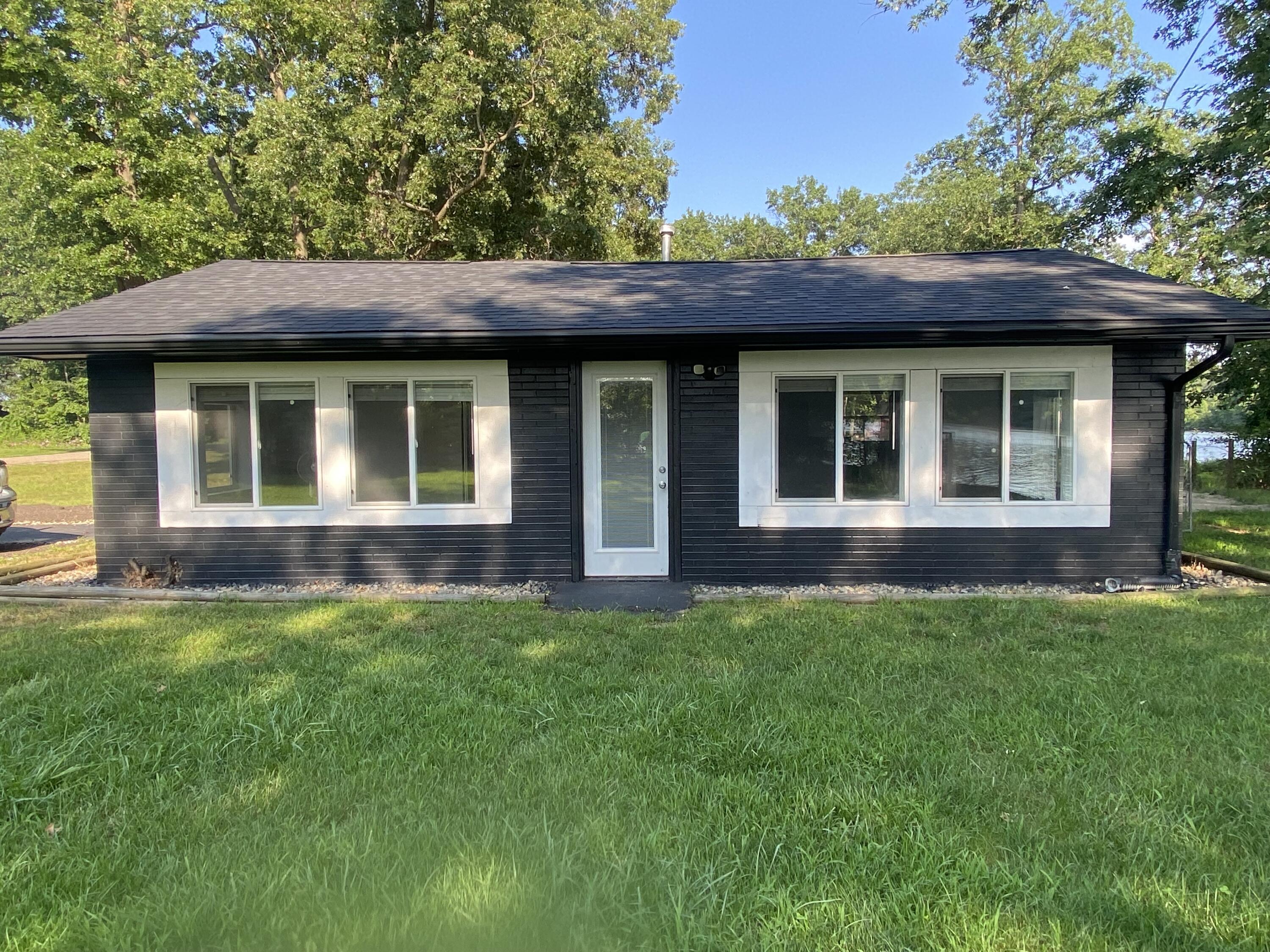 58730 Ash Road Three Rivers, MI 49093 - Photo 5 of 19 IMG_9225