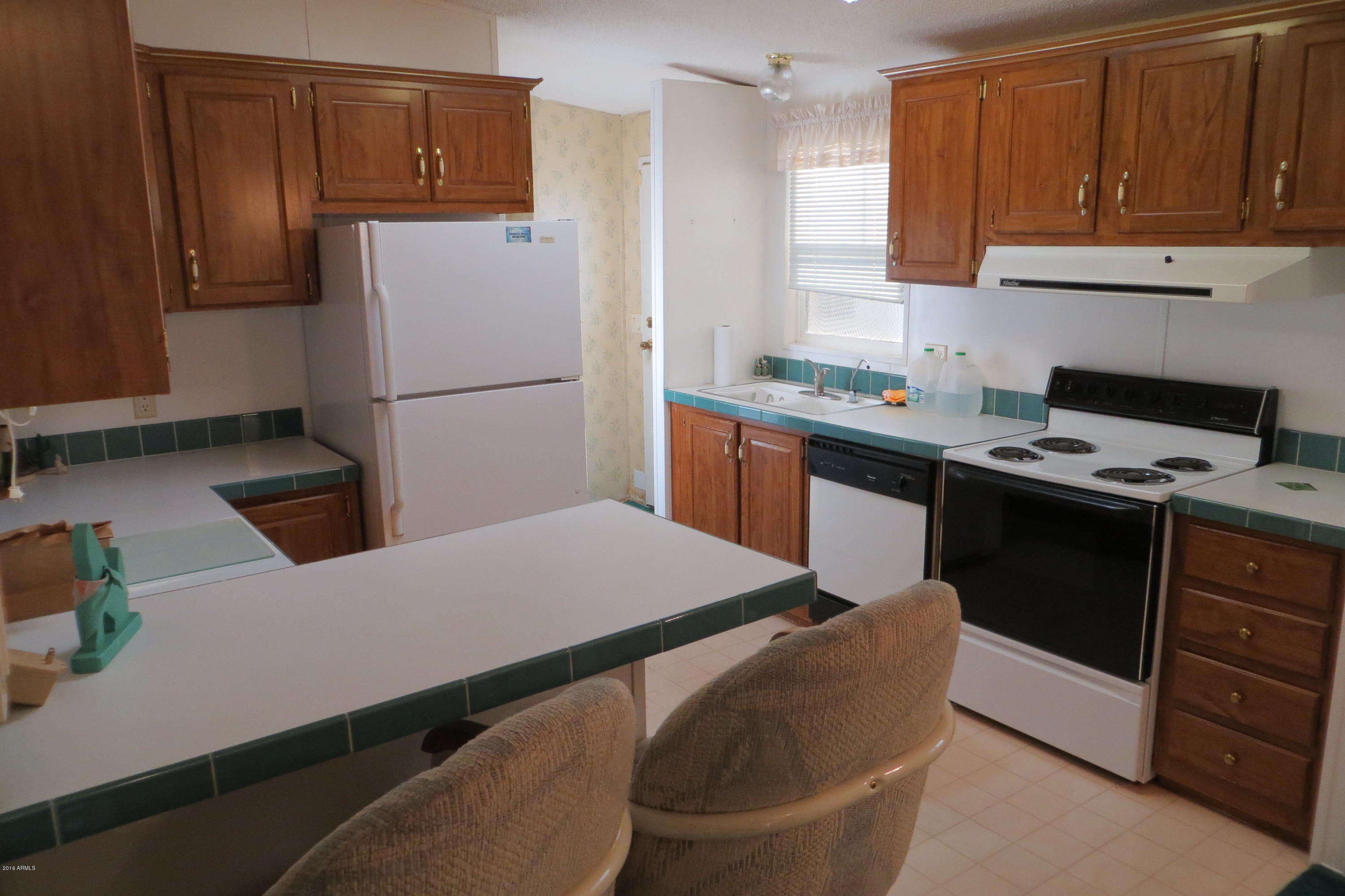 248 North Hawes Road Mesa, AZ 85207 - Photo 6 of 15 Kitchen