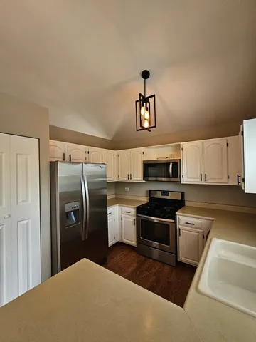 $388,900 | 457 Hadley Court, Bartlett, IL 60103