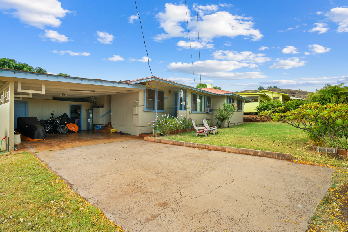 4669 Makeke Road Waimea, HI 96796 - Photo 24 of 24 a view of a house with backyard and sitting area