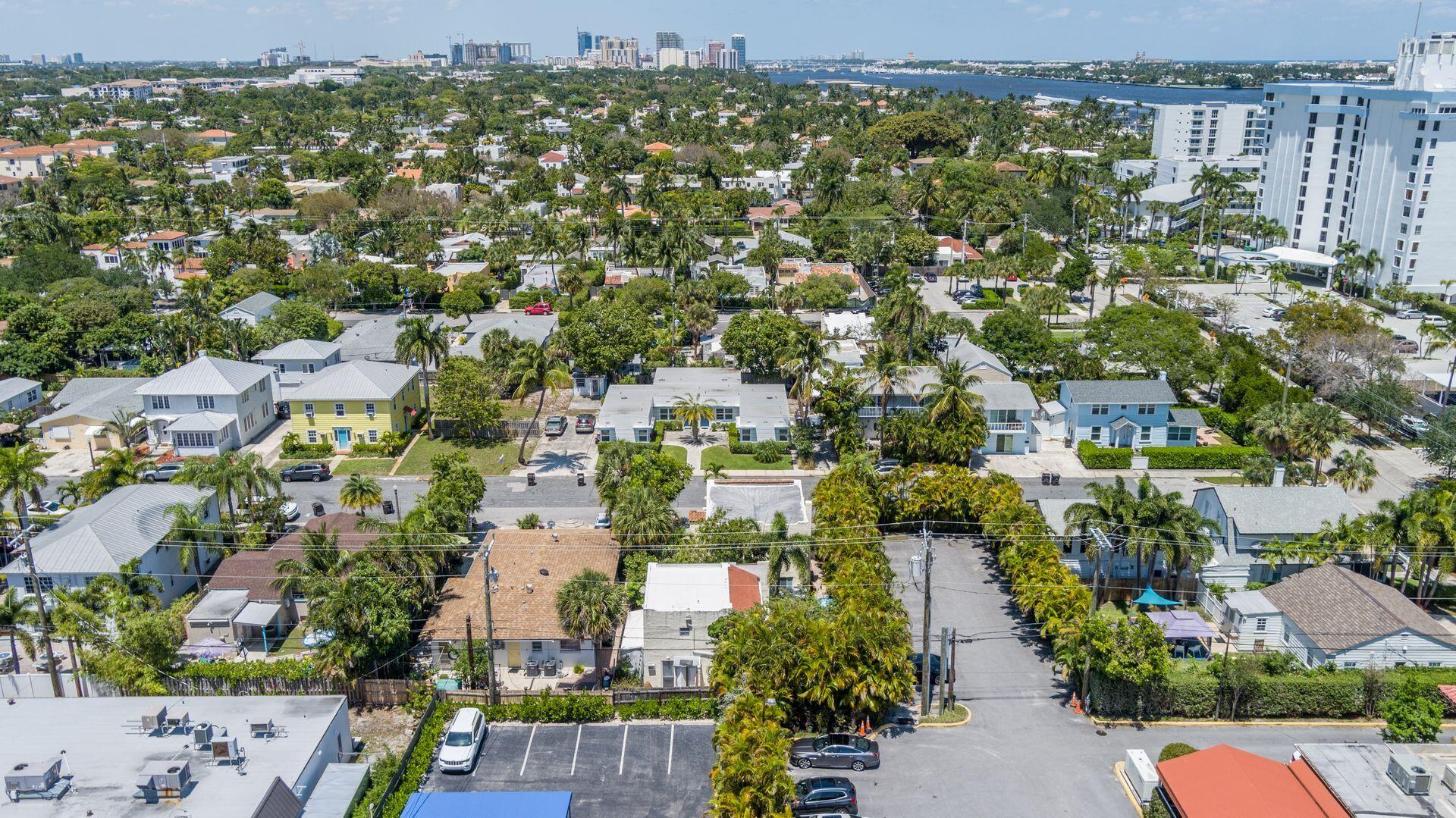 214 Conniston Road West Palm Beach, FL 33405 - Photo 17 of 18 28